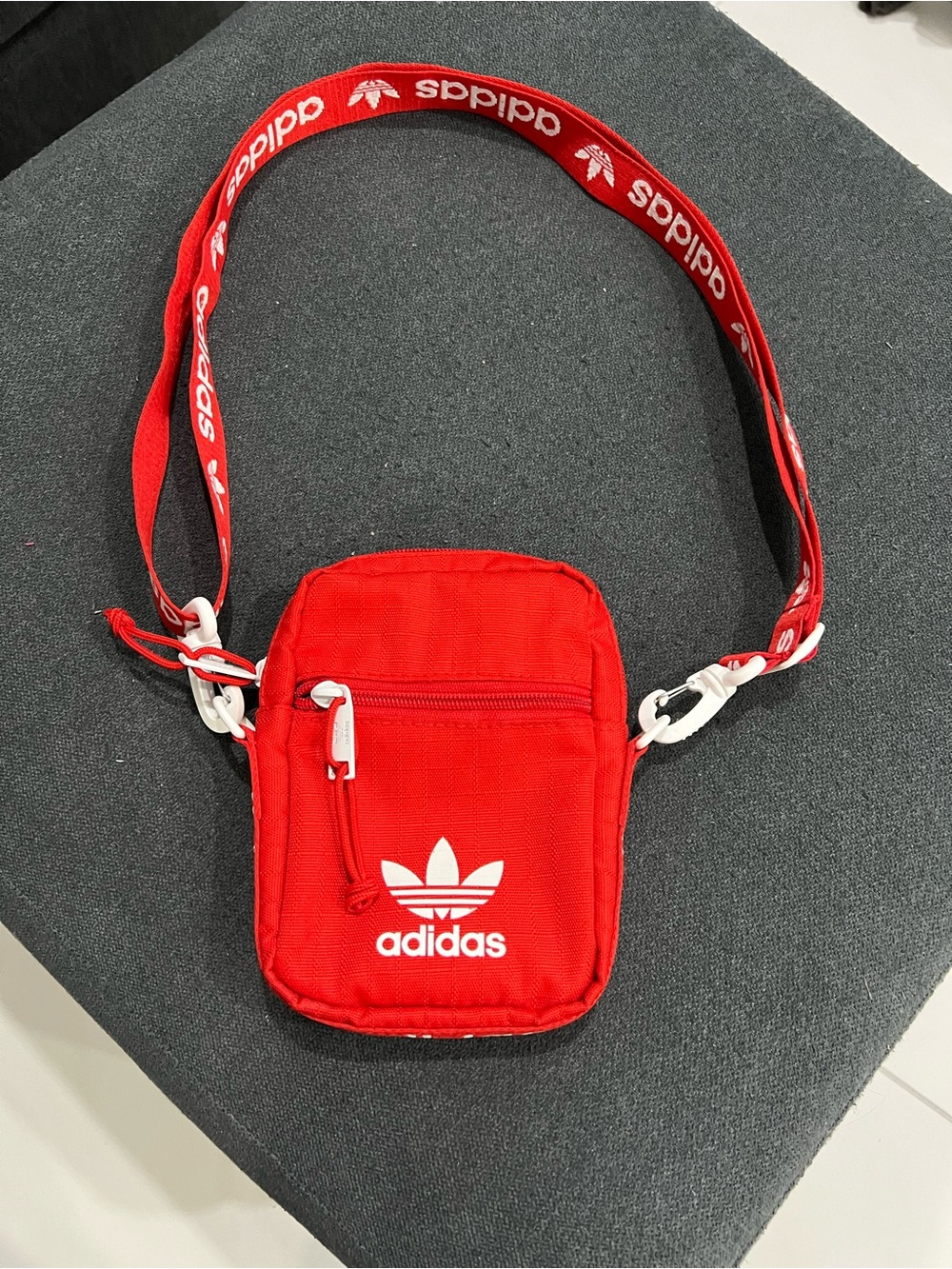 Adidas AUTHENTIC small crossbody bag
